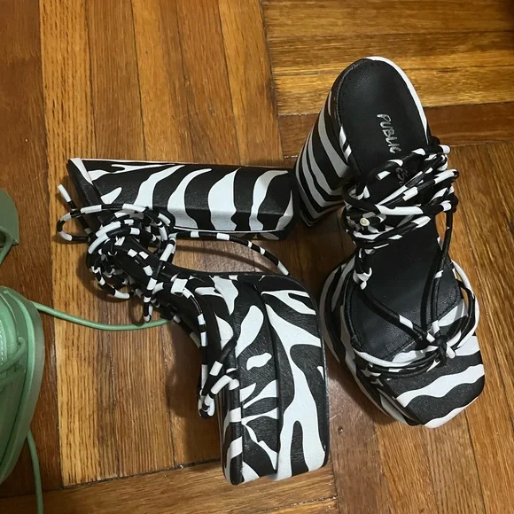 Public desire shoe bundle - Picture 6 of 7